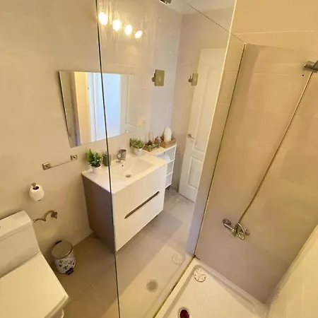 Duna House - With Views Of The דירה *