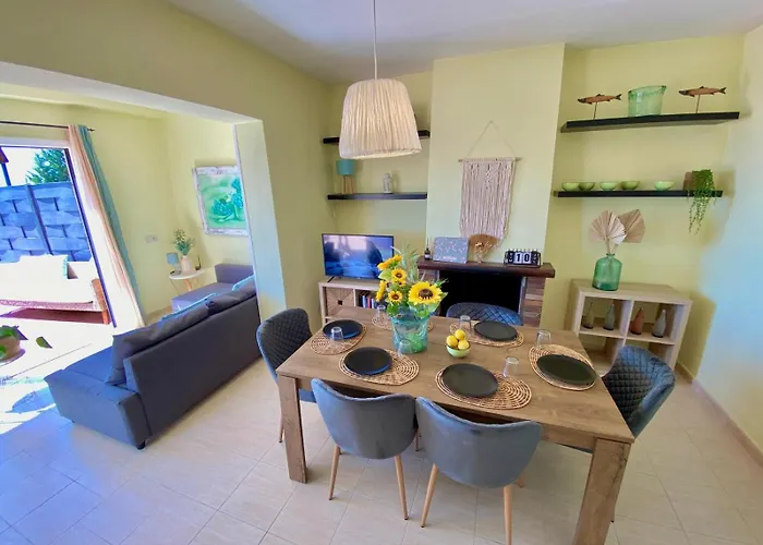 Duna House - With Views Of The