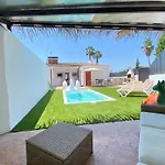 Duna House - With Views Of The * 료렛 드 마르