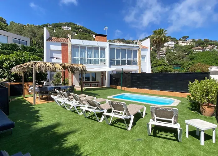 Апартаменти Duna House - With Views Of The