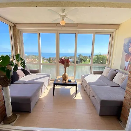 Duna House - With Views Of The Διαμέρισμα *