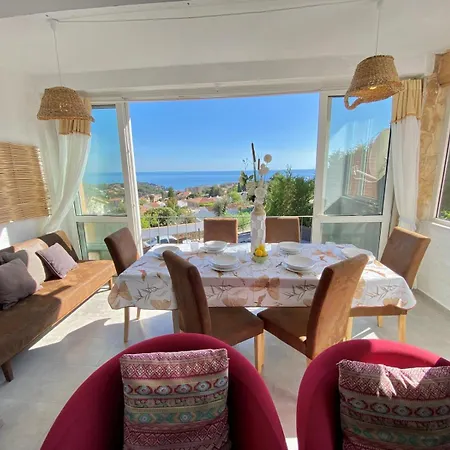 Duna House - With Views Of The Διαμέρισμα